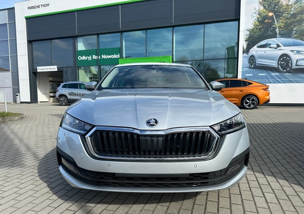 Skoda Octavia cena 113500 przebieg: 10, rok produkcji 2024 z Kłodawa małe 106